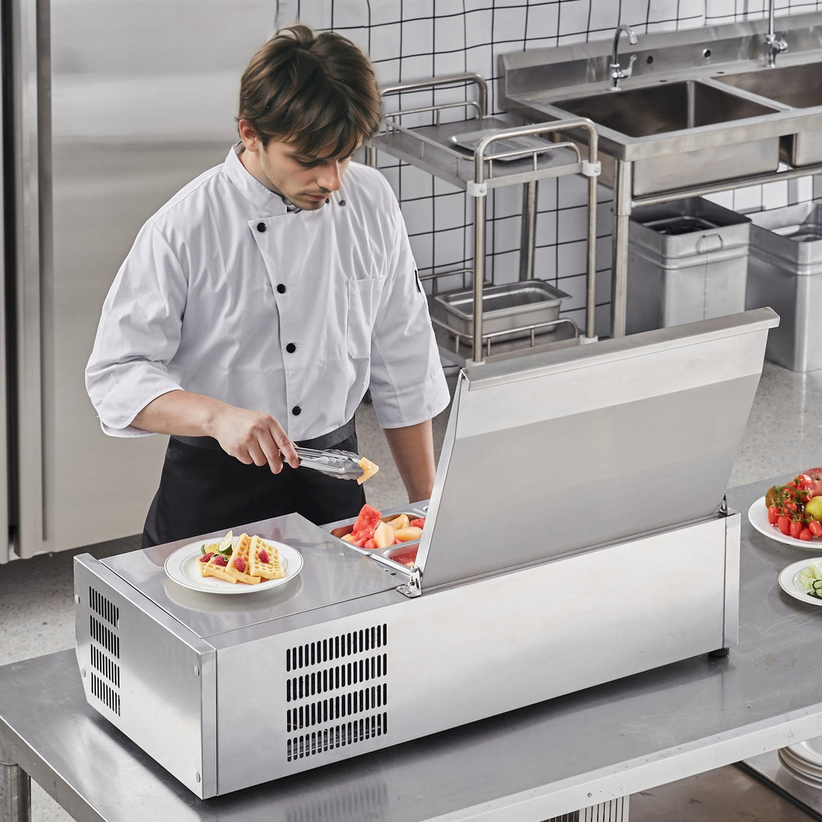 VEVOR Refrigerated Condiment Prep Station, 130 W Countertop Refrigerated Condiment Station, with 1 1/3 Pan & 4 1/6 Pans, 304 Stainless Body and PC Lid, Sandwich Prep Table with Stainless Guard, ETL - BXGZLZDWT40Y5N0MEV1 - view 9