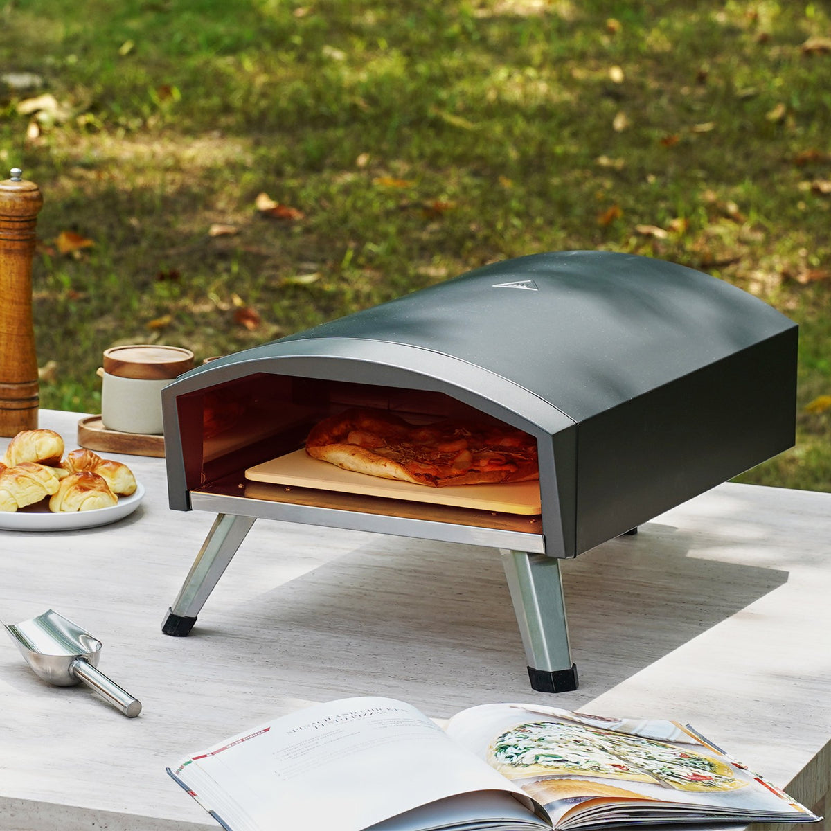VEVOR Outdoor Pizza Oven, 12" Gas Fired Pizza Maker, Portable Outside Pizza Grill with Thickened Cordierite Pizza Stone, Waterproof Cover, Iron Spray Gas Oven with Foldable Leg for Camping & Backyard - BXPSLWPTWXZGNI9RBV0 - view 9