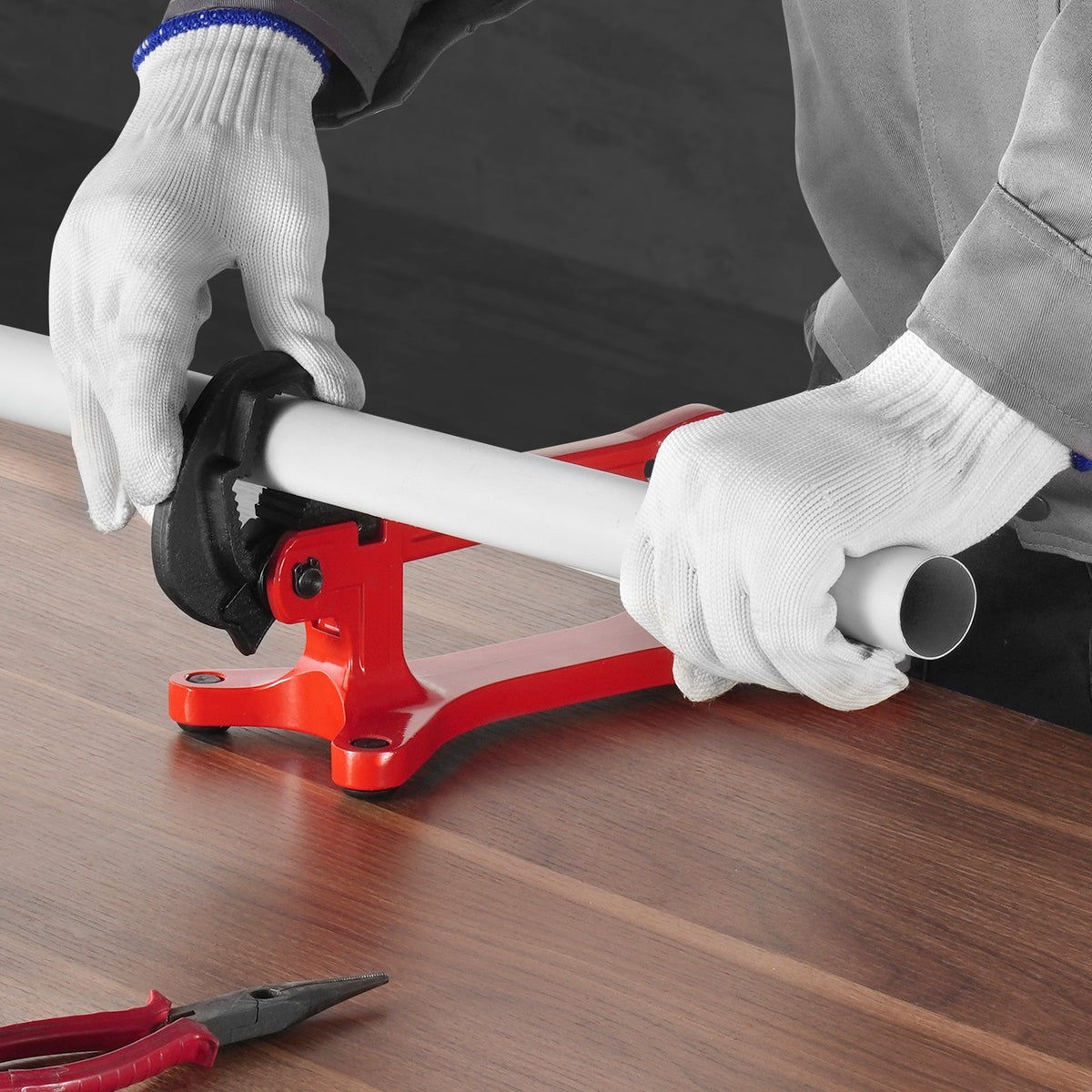 VEVOR Portable Pipe Vise, Lightweight Aluminum Pipe Vise with 1/8" to 1-1/2"  Clamping Capacity, Ideal for Onsite Plumbing Installation, Repair, and Maintenance - BXSGHQ18112ICTI8XV0 - view 9
