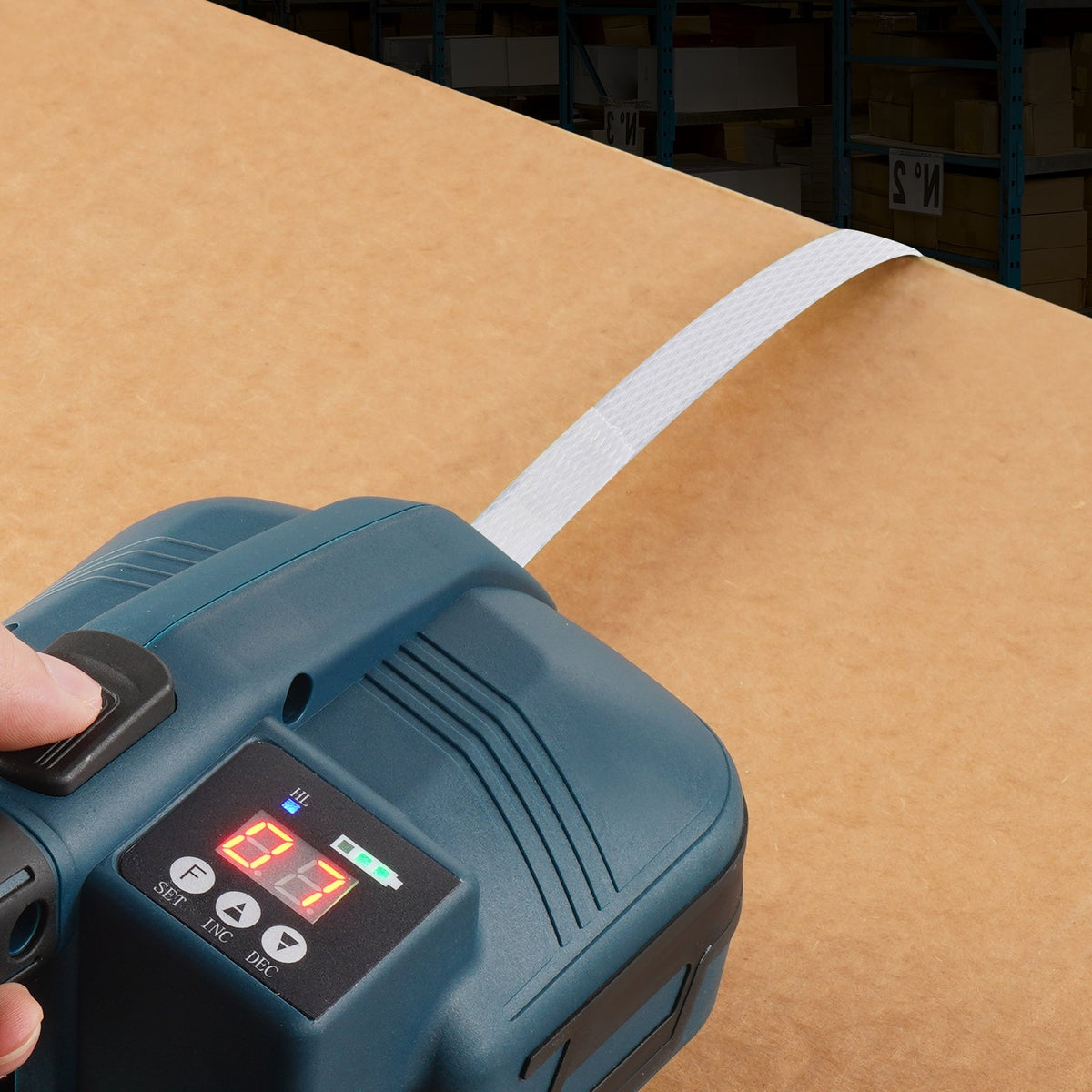 VEVOR Packaging Polypropylene (PP) Strapping Roll, 9900' Length x 1/2" Width x 0.03" Thickness, 243 lbs Break Strength, Heavy Duty Banding Pallet Strap Coil, Portable Strong Packing Straps, White - BZKZDKZDPP12KLL77V0 - view 9