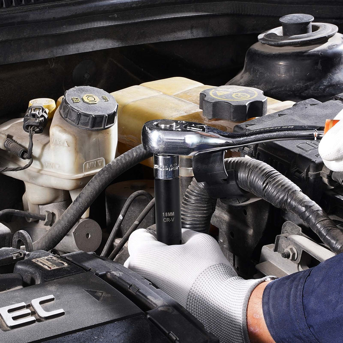 VEVOR Drive Impact Socket Set 1/2" - 26 Piece Deep Socket Set Metric 11-36 mm, 6 Point CR-V & Cr-Mo Alloy Steel for Auto Repair - Easy-to-Read Size Markings, Rugged Sockets Organizer, Storage Case - CJTTZJ1CRV26GV7Z8001V0 - view 9