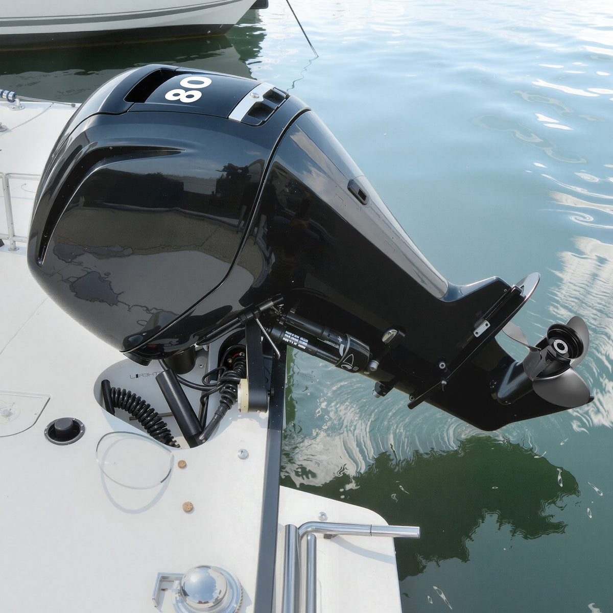 VEVOR Outboard Propeller, Upgrade OEM 15 Spline Tooth Aluminum Outboard Boat Propeller Fit Mercury Engines 40-140 HP, 4-1/4" Gearcase, 3-Blade, RH (Right Hand Rotation), OEM Parts No. 48-77344A45 - CLXJSX40150HL46MK001V0 - view 9