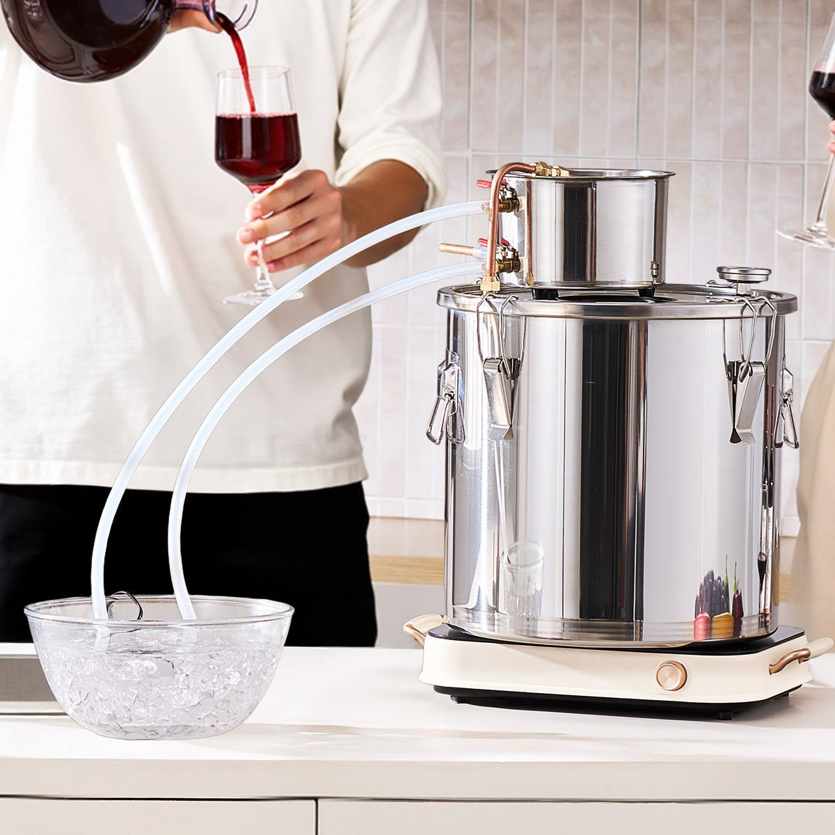 VEVOR Alcohol Still, 8 Gal / 30 L Stainless Steel Water Alcohol Distiller with Copper Coil, Home Brewing Refining Fermentation Kit with Thermometer, for Wine Whisky Brandy, Silver - DLNTZLQYS8JL8FA16V0 - view 9