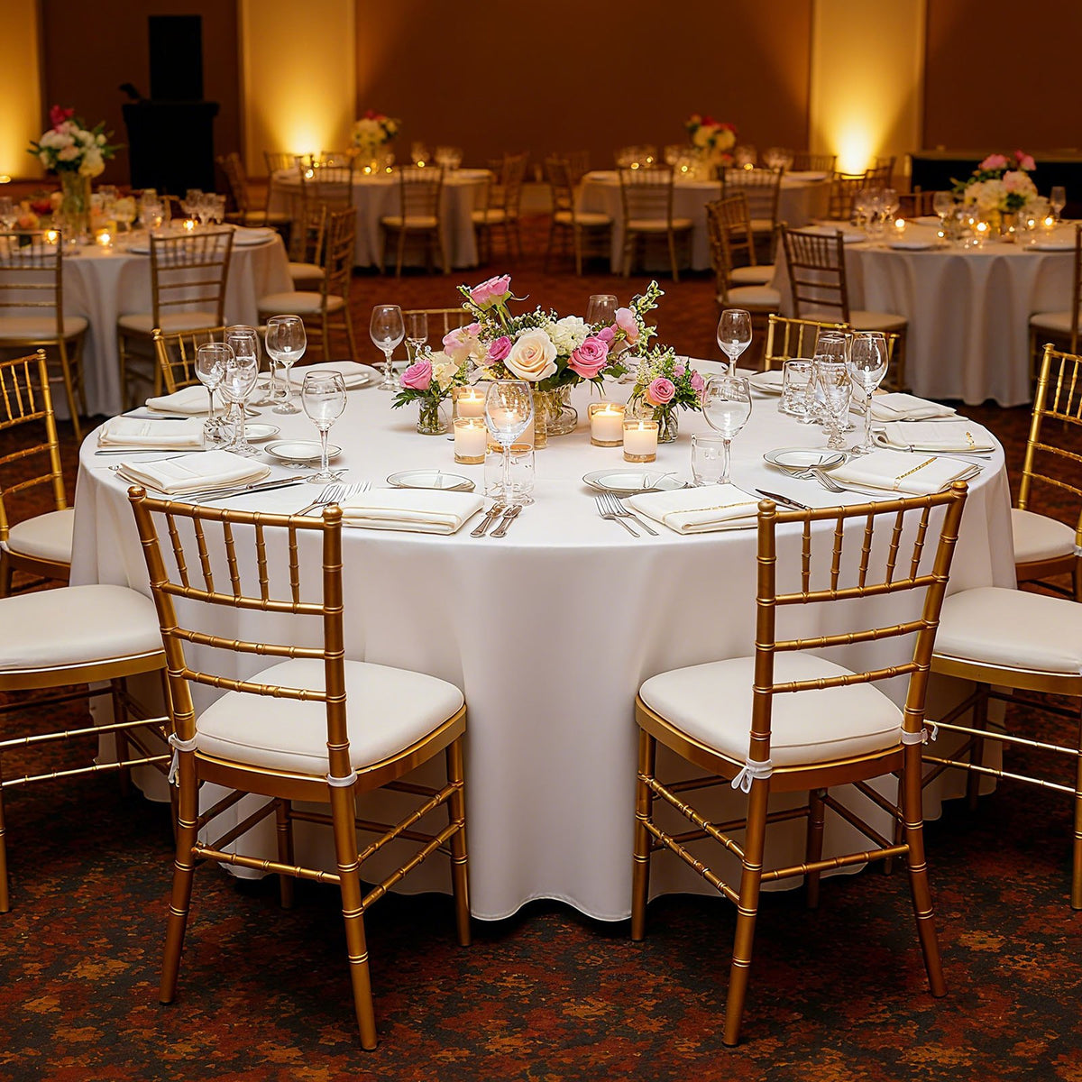 VEVOR White Round Tablecloths 6 Pack, 132 Inches in Diameter, Stain- & Wrinkle- Resistant, Machine Washable Table Clothes, Polyester Fabric Table Covers for Wedding, Party, Banquet, Formal Events - DLZB132INCHBQ9NPD001V0 - view 9