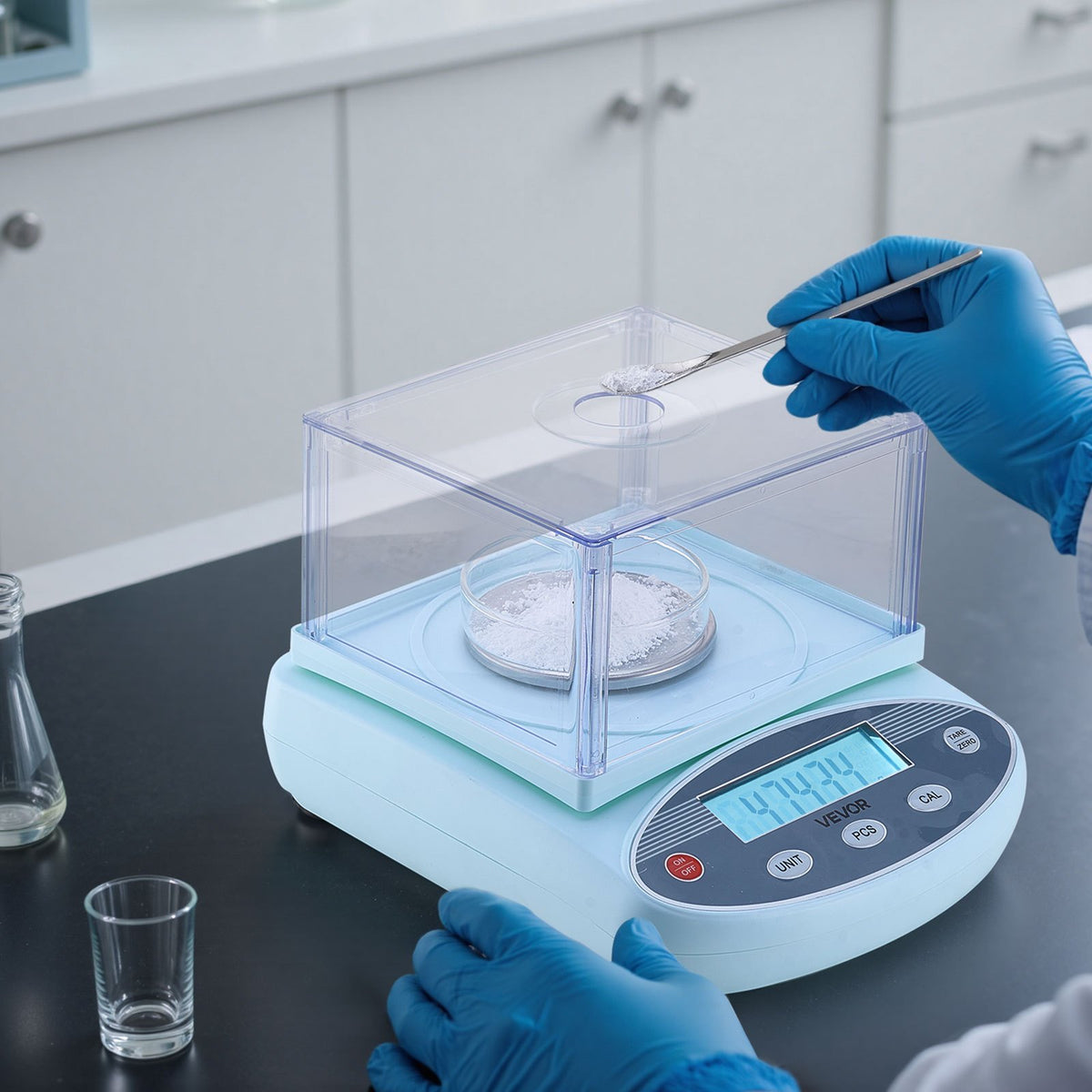 VEVOR Analytical Balance, 200 g x 0.001 g, High Precision Accuracy Lab Scale, 13 Units Electronic Digital Analytical Balance with Glass Draft Shield and Weighing Pan, for Laboratory Jewelry Pharmacy - DZJMFXTP0001W91KV001V1 - view 9