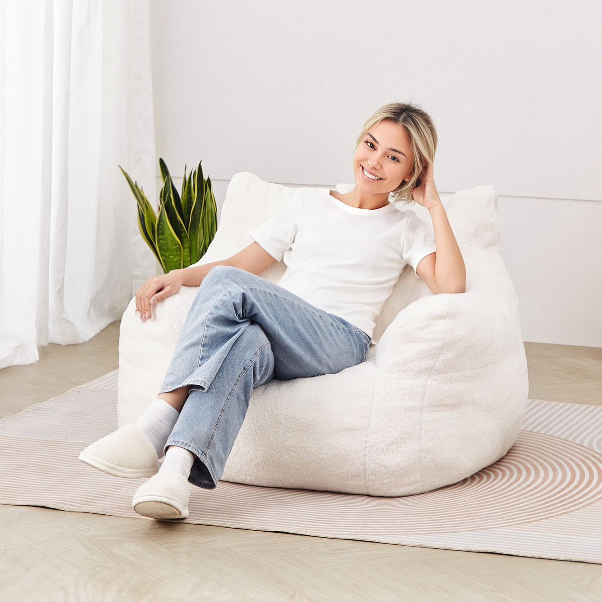 VEVOR Bean Bag Chair, 3 feet Bean Bag Chair with Soft Armrests and Storage Pocket, 25D Memory Foam Filled with Soft Teddy Velvet Cover, Bean Bag for Bedroom or Playroom, White - FSYXDDY3539IH8DQLV0 - view 9