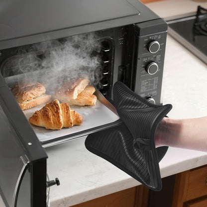 VEVOR Pot Holders, Heat Resistant to 500°F with Ribbed Soft Anti-Slip Silicone Strips, 100% Cotton 9.06 x 8.98 inch Hot Pads with 2 No-Marks Hooks, Washable Pot Trivets for Kitchen & Barbeque, 2 Pack - GDGJM2JT0000DXMLM001V0 - view 9